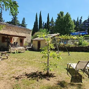 https://mas-le-corbery.hotels-rhonealpes.com